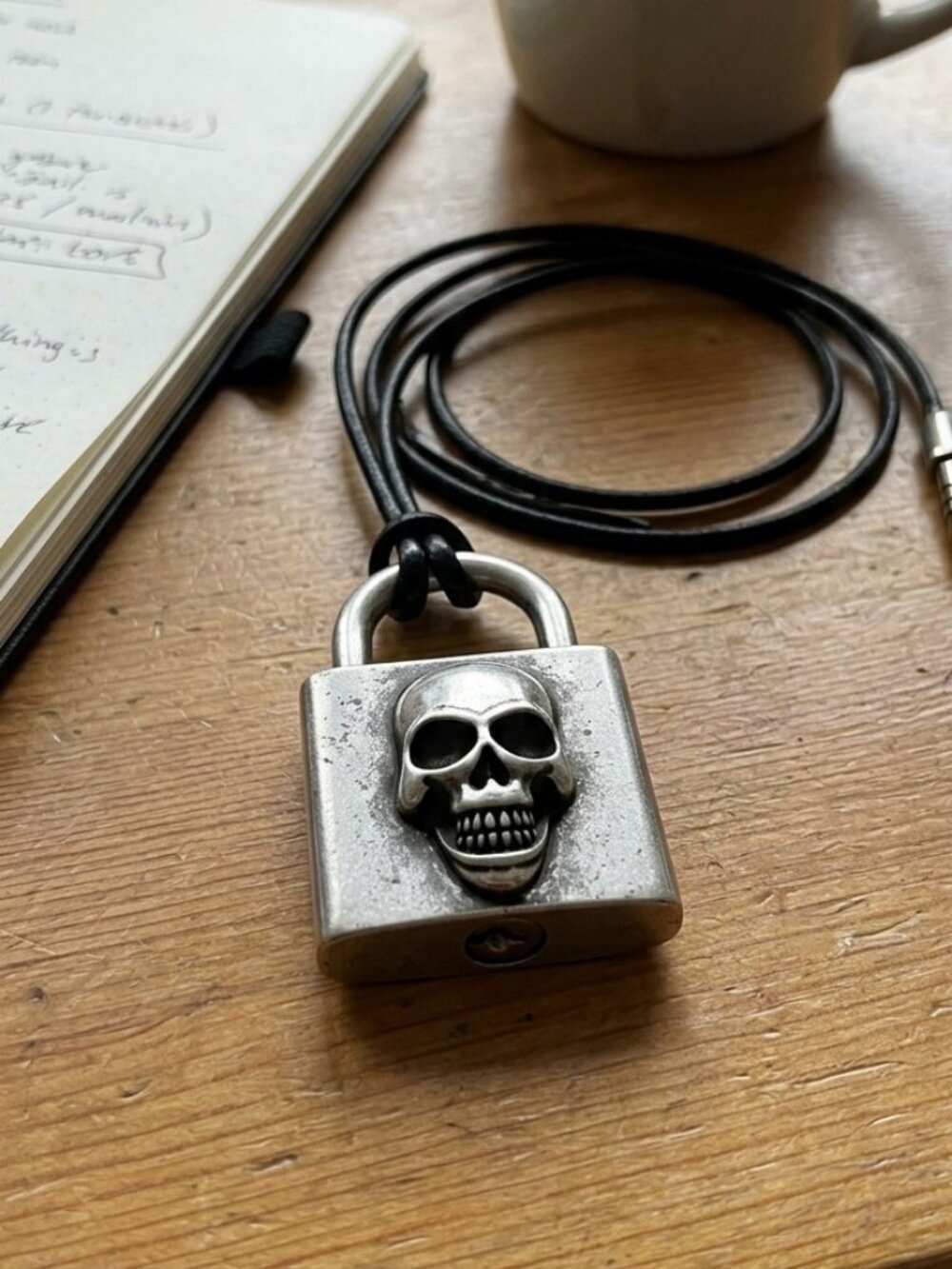 Mens Skull Padlock Pendant Necklace